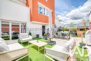 Apartment in Chessy (77700)