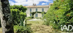 Maison de campagne à Gensac (33890)