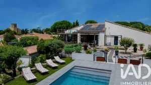 Architectural house in Vendres (34350)
