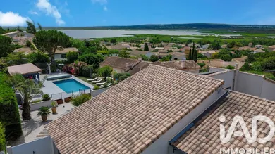 Architectural house in Vendres (34350)