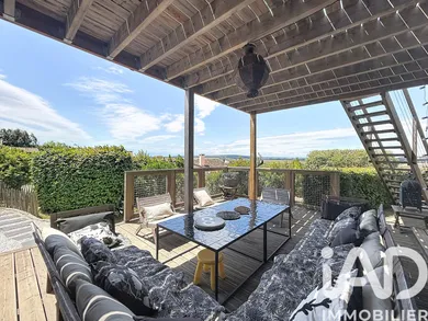Architectural house in Vendres (34350)