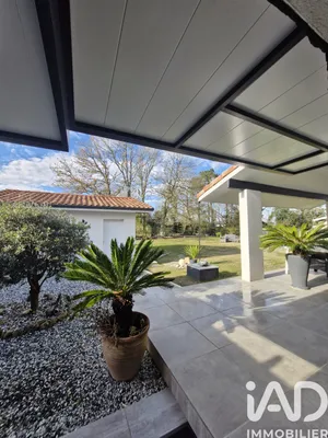 House in Narrosse (40180)