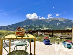 Châlet à Saint-André-d'Embrun (05200)