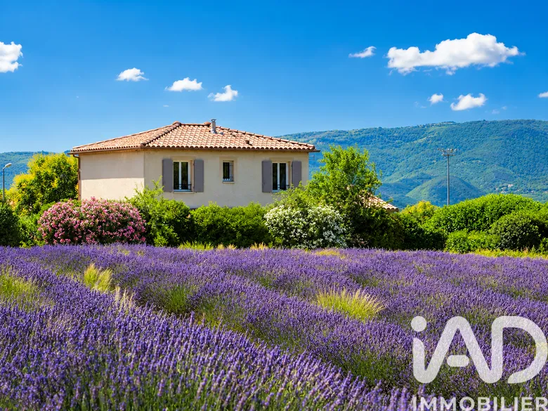 Maison 6 pièces 110 m² · à Montélimar · 110 m² · 340 000 €