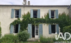 Maison de campagne à Gensac (33890)