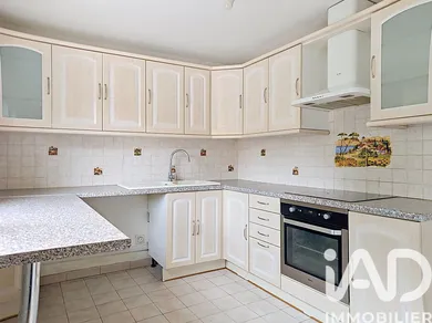 Apartment in Corbeil-Essonnes (91100)
