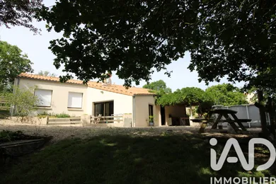 Maison de campagne à Beaurepaire (85500)