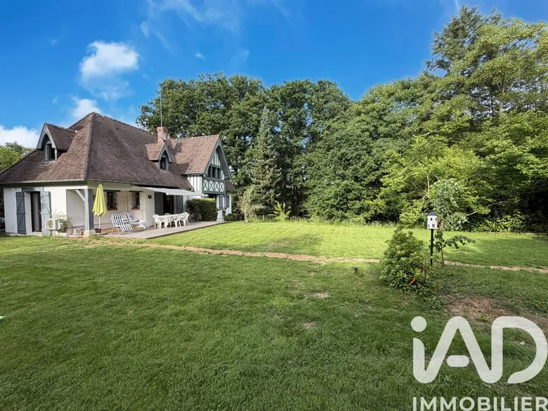 Maison 6 pièces 150 m² · à Bihorel · 150 m² · 627 000 €