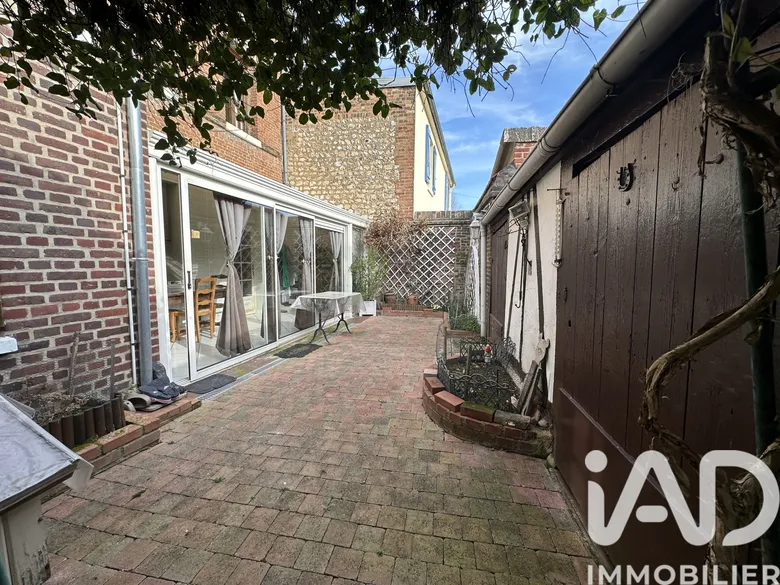 Maison 6 pièces 100 m² · à Caudebec-lès-Elbeuf · 100 m² · 136 000 €