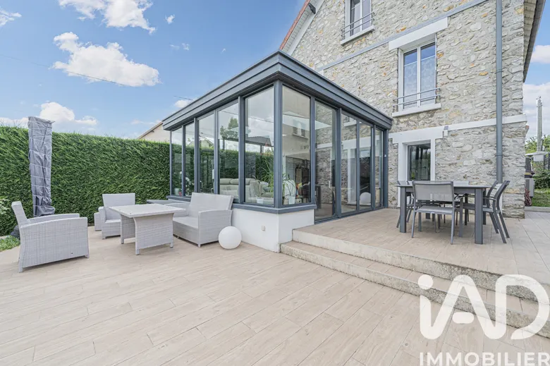 Maison 7 pièces 188 m² · à Lagny-sur-Marne · 188 m² · 710 000 €