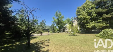 Architectural house in Laroque (34190)