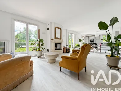 House in Perthes (77930)