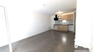 Apartment in Saint-Jean-d'Illac (33127)