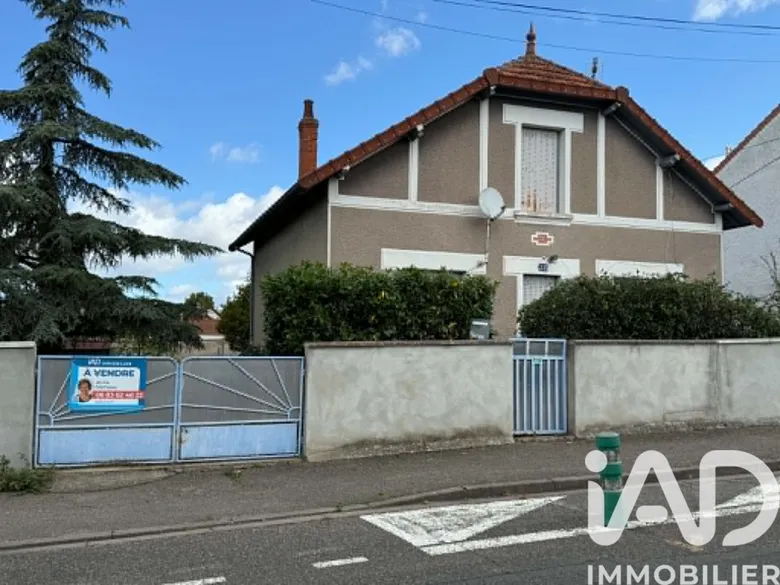 Maison 5 pièces 103 m² · à Moulins · 103 m² · 128 000 €