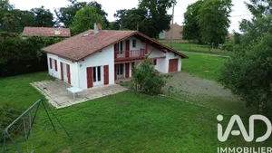 Maison à Hasparren (64240)
