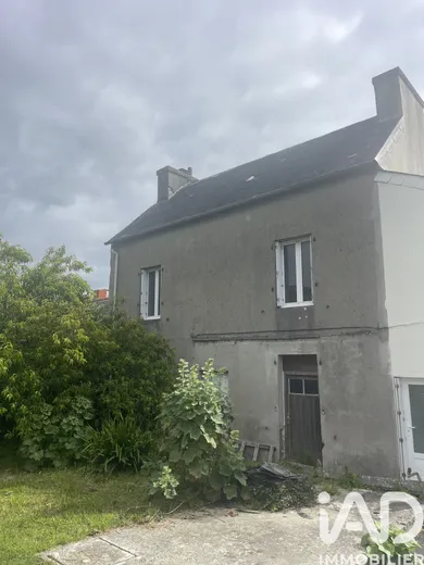 Maison à Châteauneuf-du-Faou (29520)