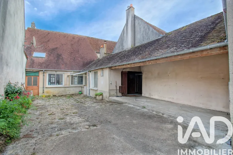 Maison 5 pièces 131 m² · à Puiseaux · 131 m² · 155 000 €