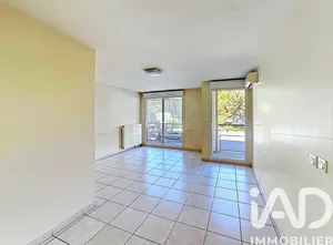 Apartment in Oullins (69600)