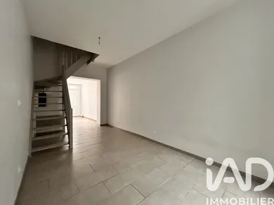 Maison de ville à Guîtres (33230)