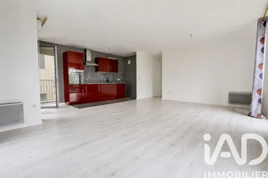 Appartement à Mantes-la-Jolie (78200)