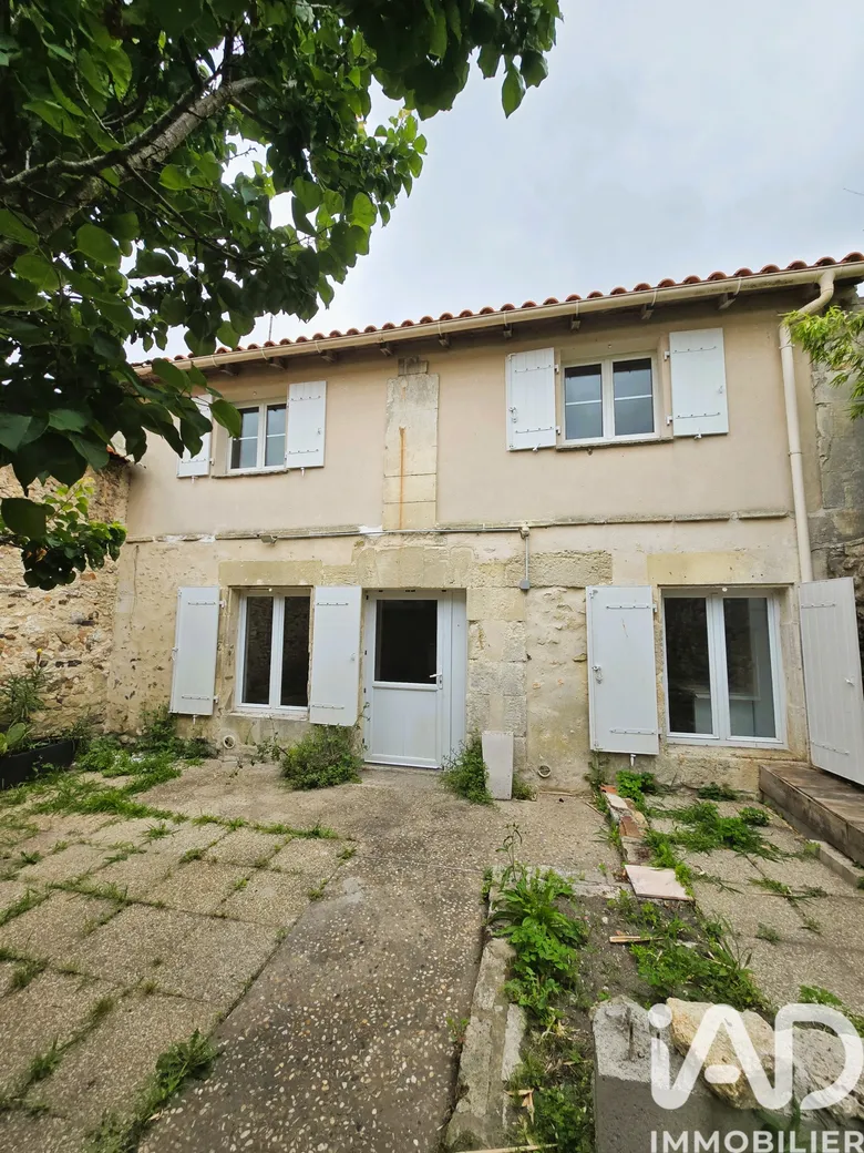 Maison 3 pièces 78 m² · à Tonnay-Charente · 78 m² · 149 000 €