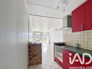 Immeuble à Guîtres (33230)