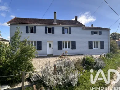 Maison de village à SAUZE-ENTRE-BOIS (79190)
