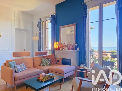 Apartment in Menton (06500)