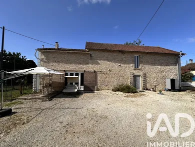 Maison de village à SAUZE-ENTRE-BOIS (79190)