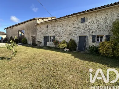Maison de village à SAUZE-ENTRE-BOIS (79190)