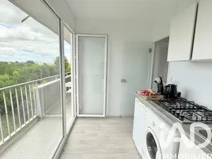 Apartment in Le Bouscat (33110)