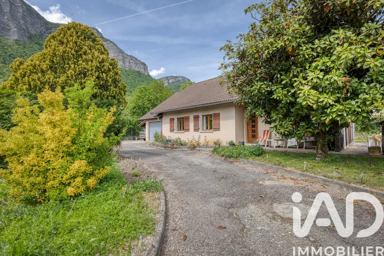 Maison 4 pièces 94 m² · à Lumbin · 94,2 m² · 100 000 €
