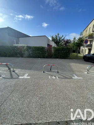 Parking in Savigny-le-Temple (77176)