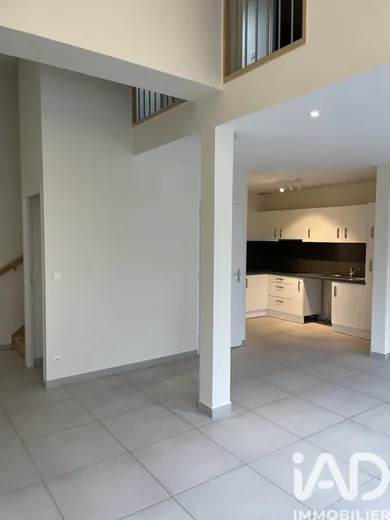 Duplex à Saint-Maur-des-Fossés (94210)