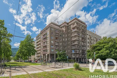Apartment in Grenoble (38000)