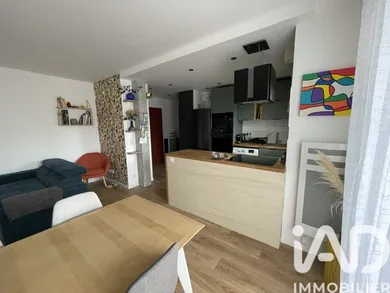 Apartment in Rezé (44400)