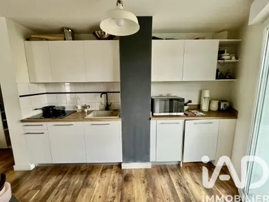 Appartement à Bordeaux (33200)