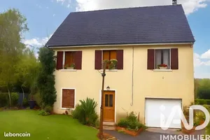 Maison traditionnelle à Saâcy-sur-Marne (77730)
