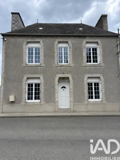 Townhouse in Plévin (22340)