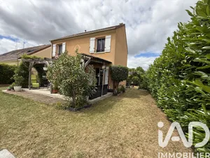Pavillon à Marolles-sur-Seine (77130)