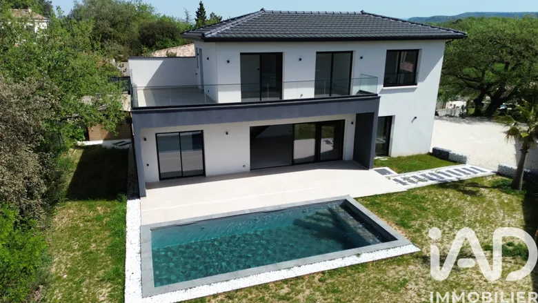 Maison 5 pièces 129 m² · à Malataverne · 129 m² · 459 000 €