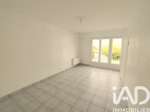 Apartment in Troyes (10000)