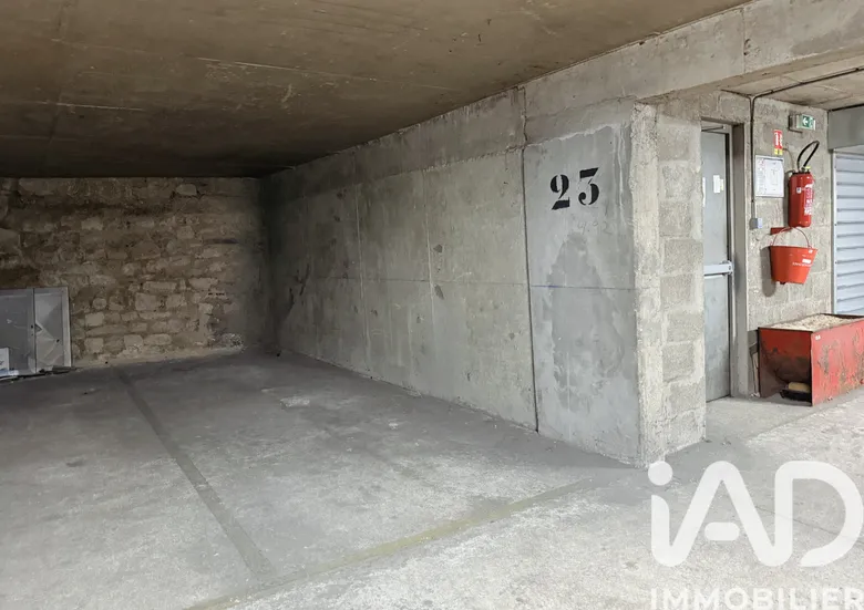 Parking 10 m² · à Paris · 10 m² · 20 400 €