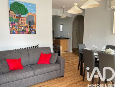 Apartment in Biarritz (64200)