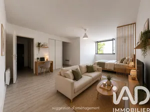 Studio à Bordeaux (33300)