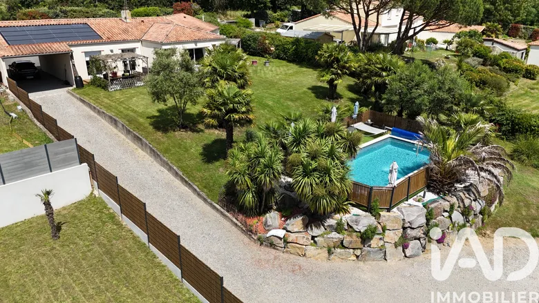 Maison 5 pièces 151 m² · à Frossay · 150,7 m² · 496 000 €