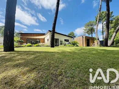 Maison d'architecte à Rives-du-Loir-en-Anjou (49140)