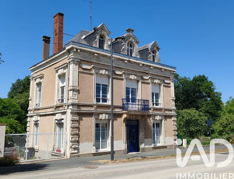 Maison 7 pièces 152 m² · à Lys-Haut-Layon · 152 m² · 282 500 €