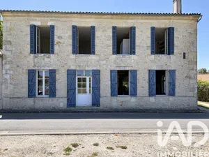 Demeure à Civrac-en-Médoc (33340)
