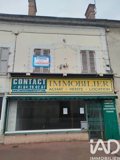 Immeuble à Souppes-sur-Loing (77460)